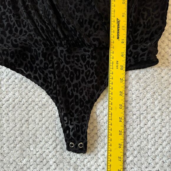 Express Top XS Black Leopard Burn Out Velvet Bodysuit Plunge V-Neck Bodysuit - Picture 9 of 11